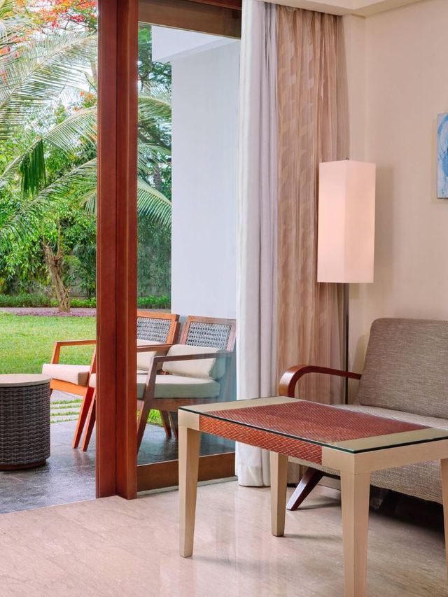 🌴 Bali Bliss: Top Stay in Nusa Dua! 🏖️✨