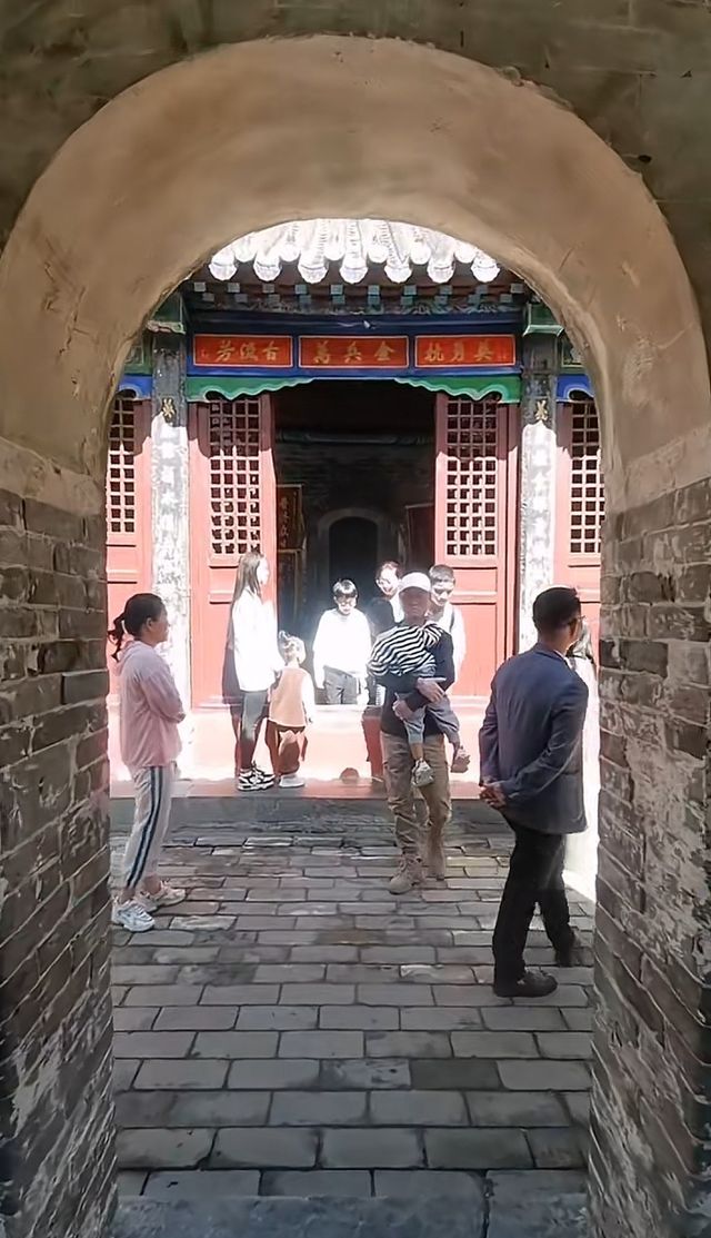 《小商橋楊再興將軍：萬古流芳》。