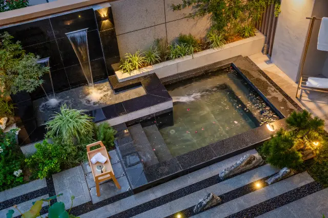 บ่อน้ำพุร้อนส่วนตัวราคาเฉลี่ย 300 หยวนต่อคน