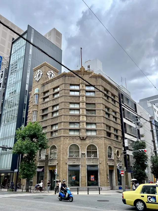 The Modern Elegance of a Bygone Era: A Time Journey at Ikoma Building