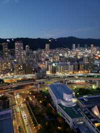 登上神戶港塔