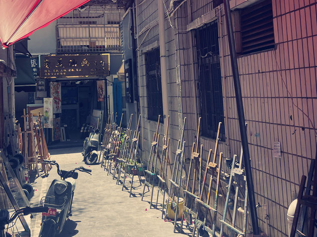 Popular Art Village in China 