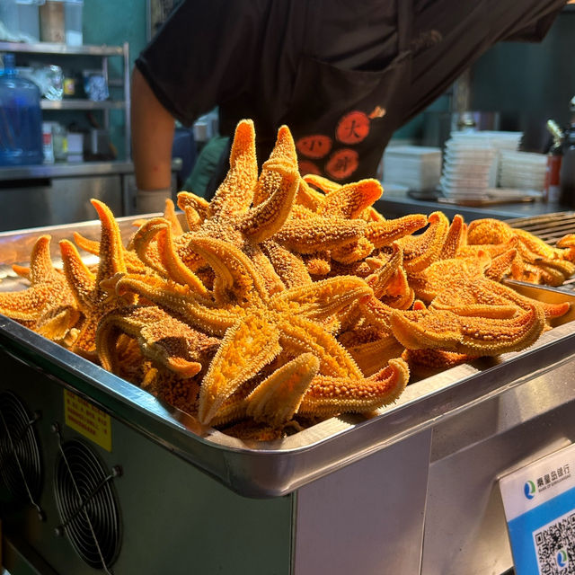 Must Visit Night Market in QinHuangDao - 秦皇小巷!