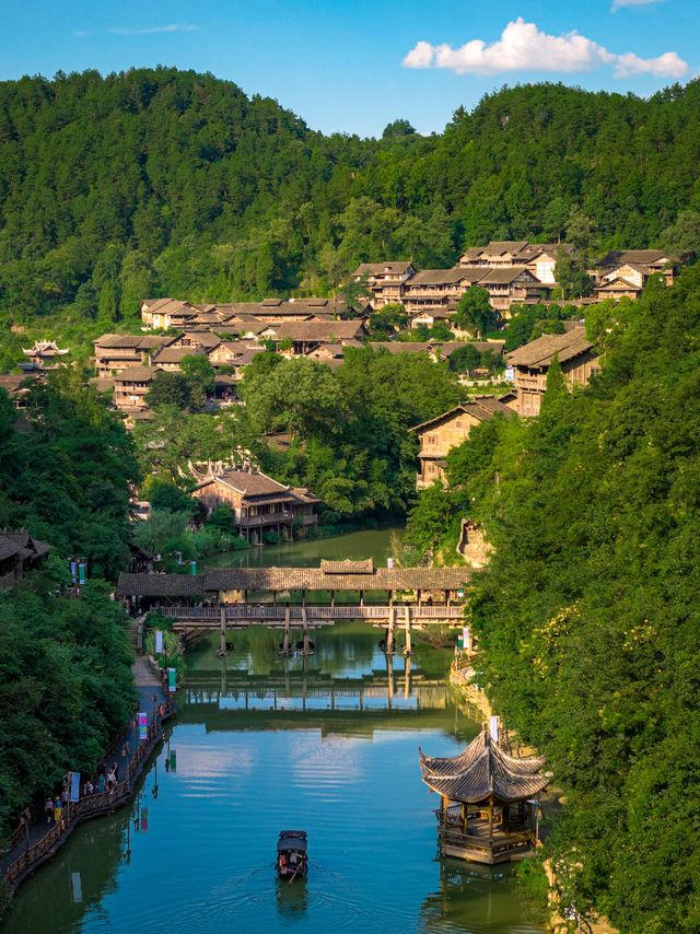 果然係《國家地理》推薦嘅寨子，夜景真係絕美