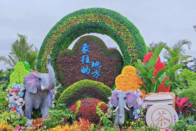 Discovering a New Gem in Kunming! The Ultimate Combo: Dongfeng Square + Crowne Plaza Hotel 