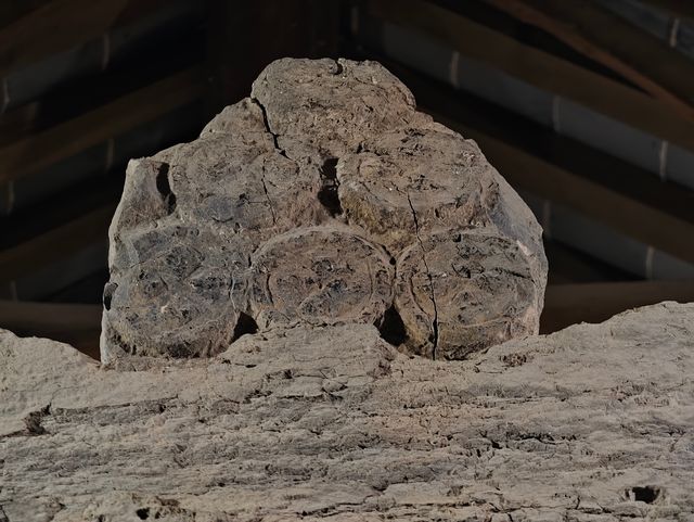 河南.登封市.太室闕