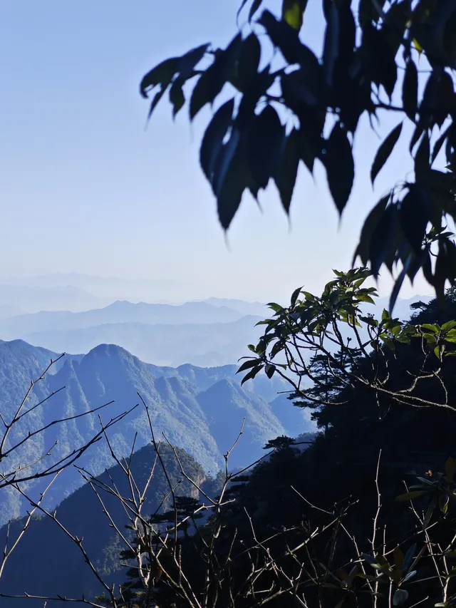 三清山的淡季青綠，比五嶽更懂打工人的放空