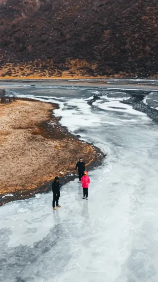 四姑娘山海子溝徒步攻略｜雪山冰湖秘境解鎖