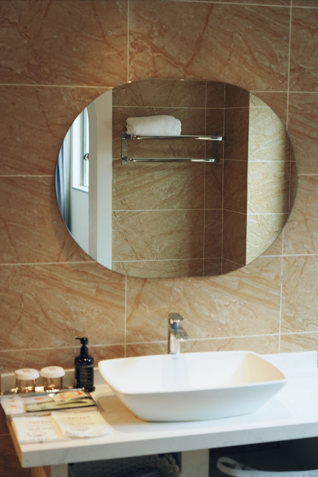 住進摩梭秘境,共赴瀘沽湖的星辰與浪漫 住進摩梭秘境,共赴瀘沽湖的星辰與浪漫