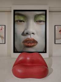 在曼谷，闖入一座白色的藝術孤島