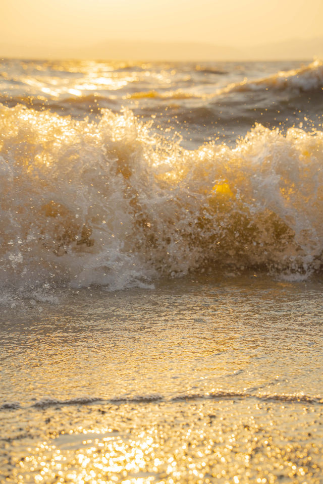 滇池日落封神!橘子海把浪漫焊在昆明黃昏裡 滇池日落封神!橘子海把浪漫焊在昆明黃昏裡