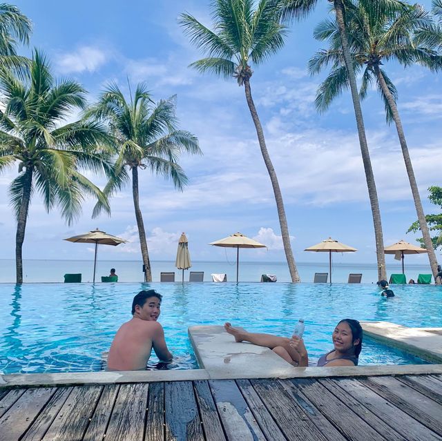 KC Grande Resort สระว่ายน้ำสวยติดทะเล@เกาะช้าง