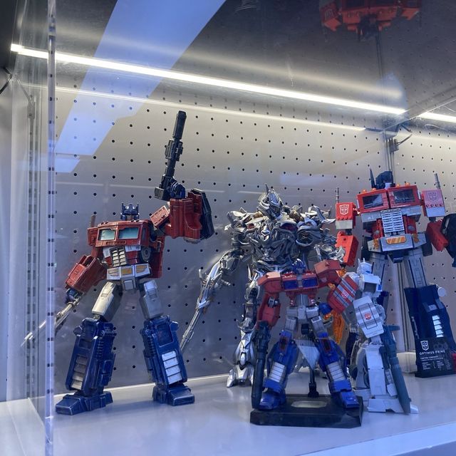 《全球首間變形金剛主題餐廳🤖》
