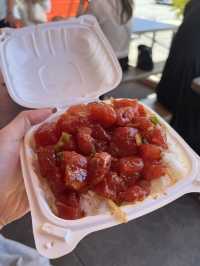 ️ 【ハワイ】ワイキキ 周辺の大人気ポケ丼はここ！めちゃくちゃ美味しくてランチに超おすすめ