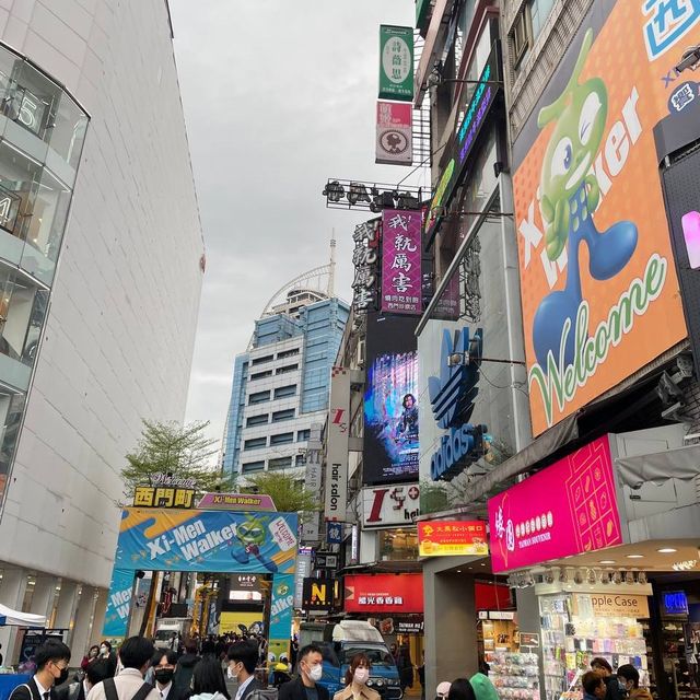 eat and shop till you drop at Ximending! 