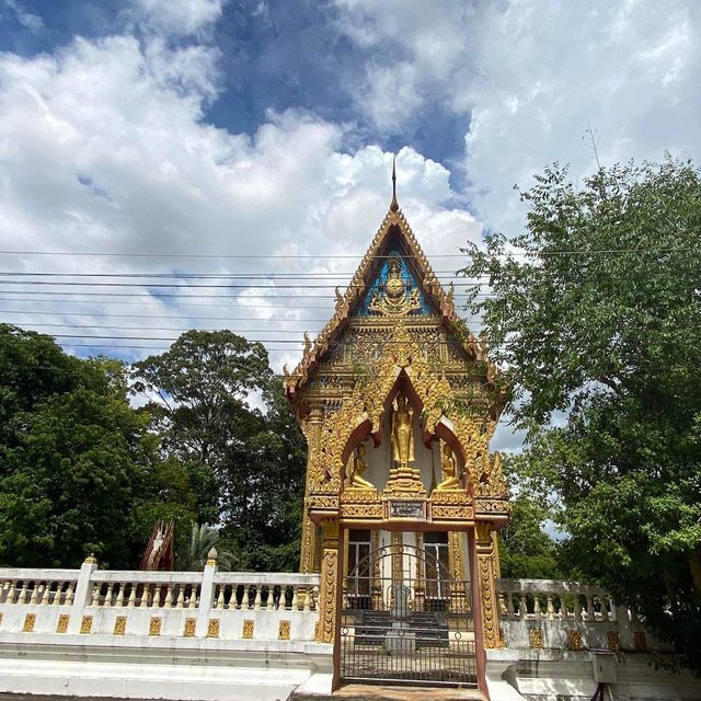 เที่ยววัดทำบุญ
