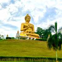 Big Golden Buddha in the South