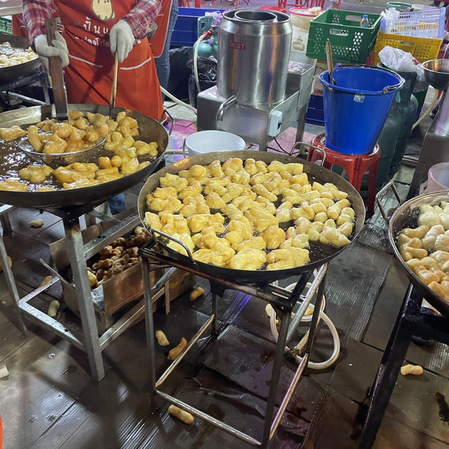 ปาท่องโก๋สะบัดน้ำมัน