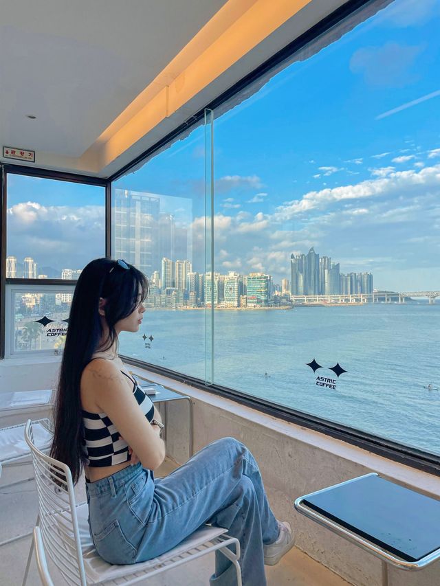 광안대교뷰 카페 원탑, 아스트릭