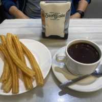 [마드리드] 츄로스 맛집 ‘SAN GINES'☕️