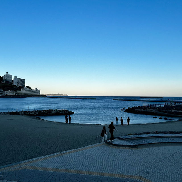 Atami port 