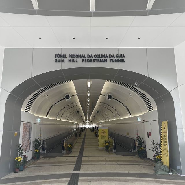 GUIA HILL PEDESTRIAN TUNNEL