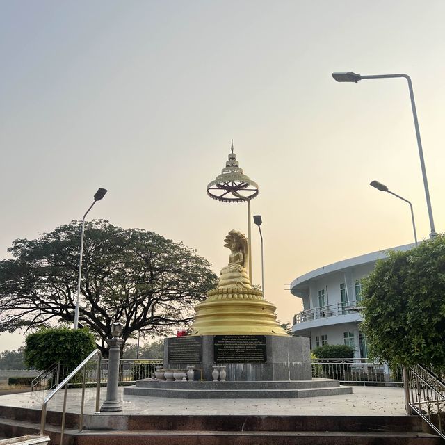 เขื่อนลำปาว เขื่อนดินที่ยาวที่สุดในประเทศไทย 🏝️