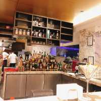 🇲🇾馬來西亞沙巴旅遊🍹🧉🍸半夜睡不著覺來喝杯飲料📍 Hilton Kota Kinabalu
