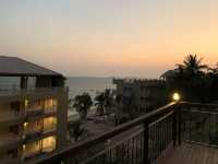 ห้องพักวิวปัง ⛅️Royal Phala Cliff Beach