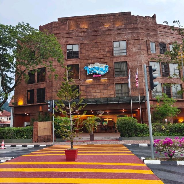Nice & Comfy Hotel
