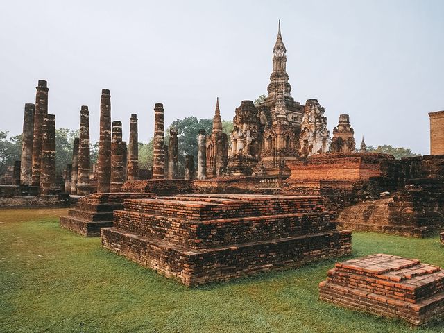遊泰國🇹🇭素可泰的瑪哈泰寺