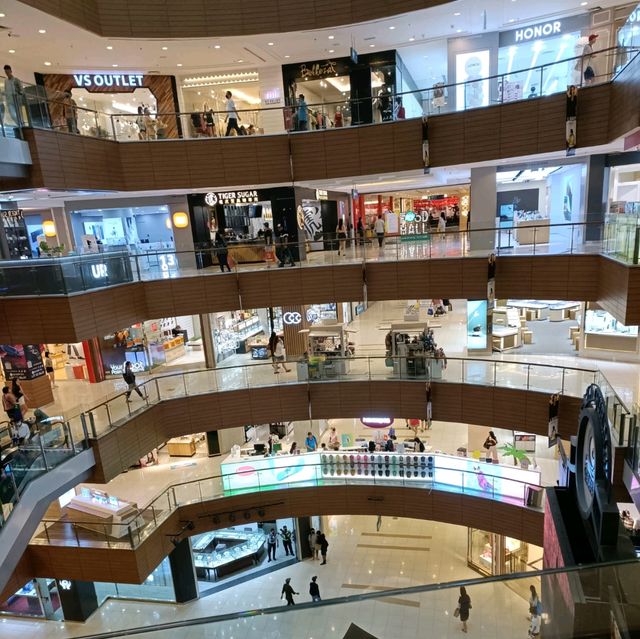 Gurney Plaza Shopping Mall