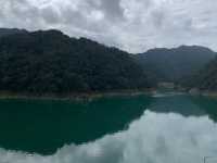 石門水庫：山明水秀，休閒好去處！🏞️🌳