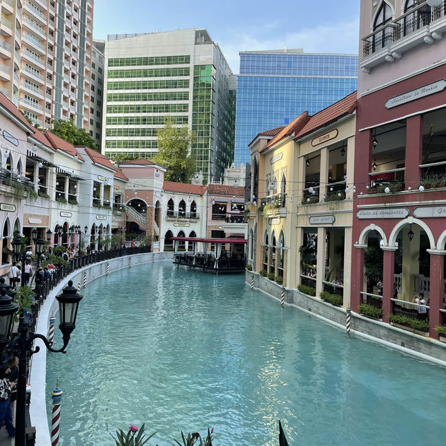 Venice Grand Canal Mall in Taguig Manila 