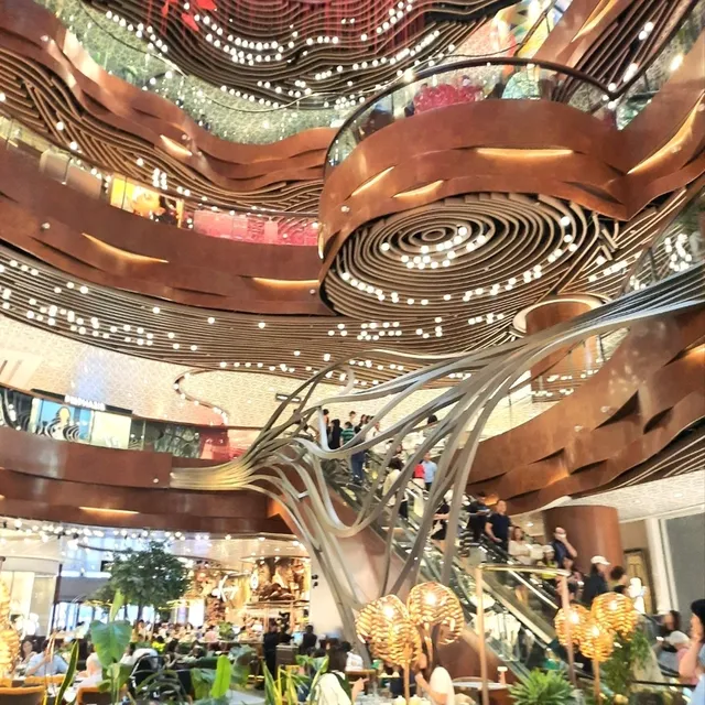 The Amazing Contemporary Design of K11 Musea😍