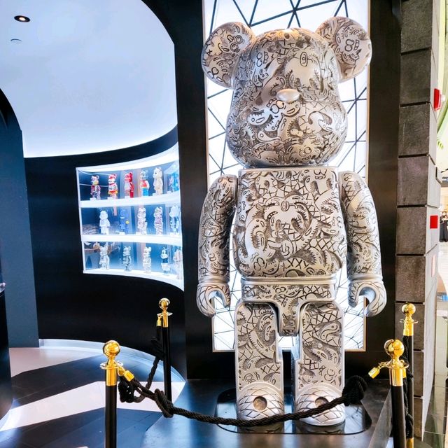 Action City Bearbricks Jewel Changi