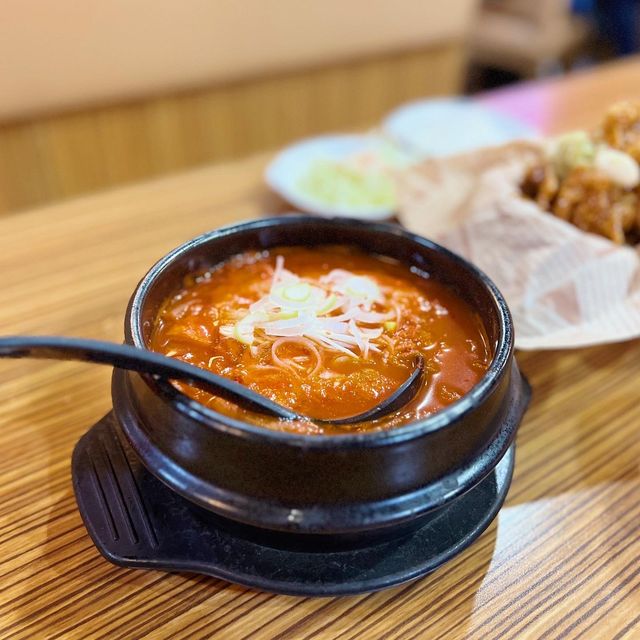 尖沙咀｜朝聖超出名韓式炸雞店｜推介蜂蜜蒜蓉味🍯🧄