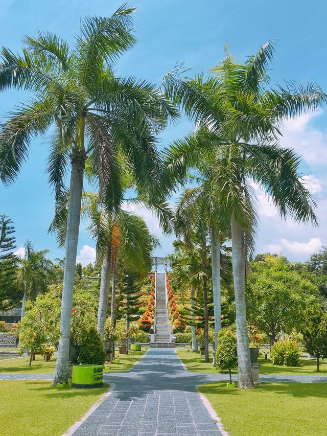 Taman Ujung, Once Haunting, Now Beautiful!