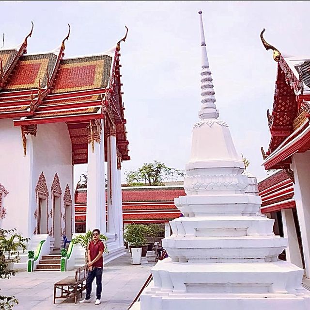 วัดปทุมคงคาราชวรวิหาร สัมพันธวงศ์