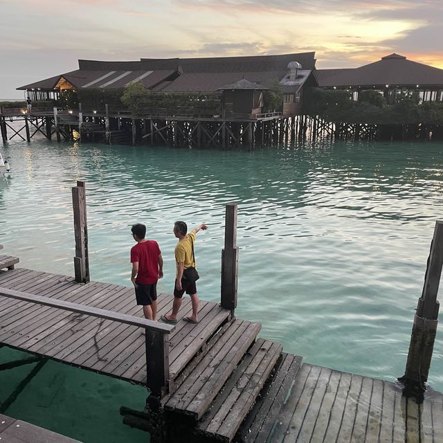 Kapalai Sipadan Dive Resort - So beautiful!