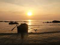 ลานหินขาว #หาดแม่รำพึง 🌴🌴🌴