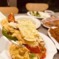 「老掌櫃東北菜館：特色菜式，尖椒炒蛋」