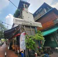 ถนนคนเดินคลองโอ่งอ่าง