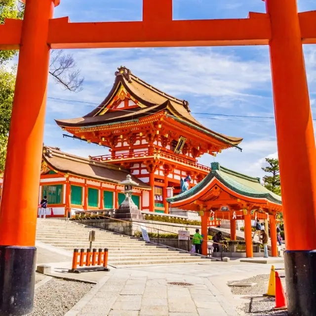 Fushimi Inara Taisha, Japan