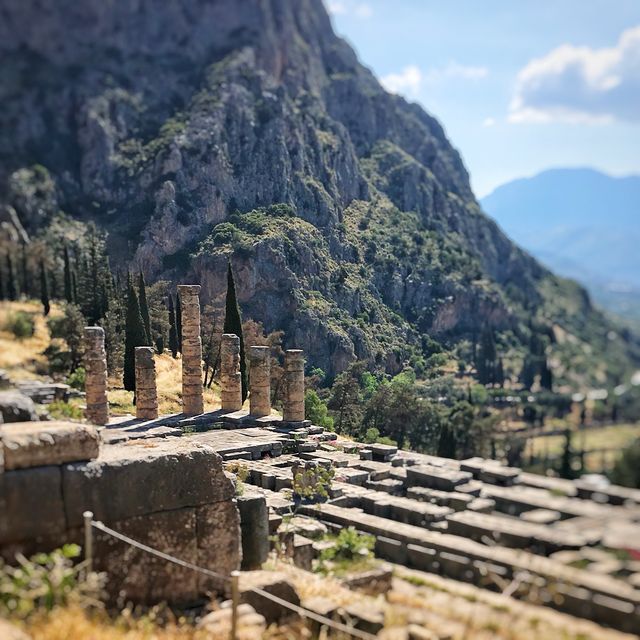 世界遺産のデルフィ古代遺跡