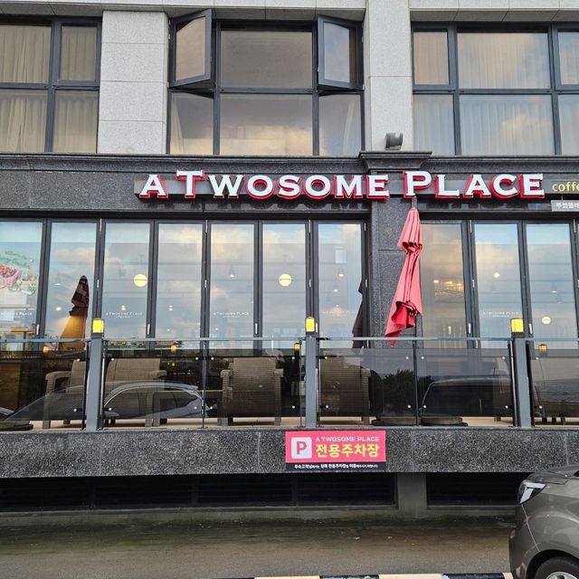 A TWOSOME PLACE