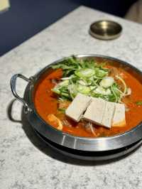 직장인들의 소울 푸드, 🌟‘돼지 김치찜’이 맛있는 저녁 반주하기에도 괜찮은 강남 맛집 추천! 