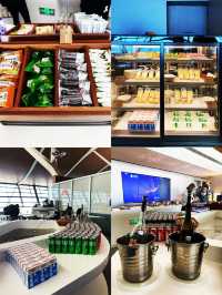 VIP lounge in Shanghai Pudong Airport 🥘
