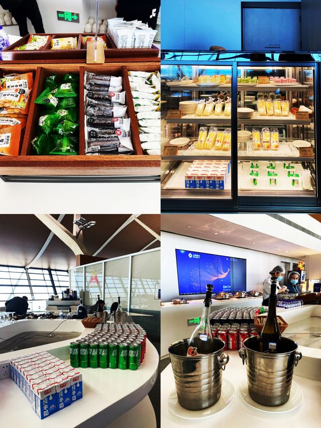 VIP lounge in Shanghai Pudong Airport 🥘