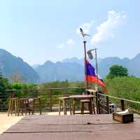 ​ตามล่าหาพูม่าย ຄາເຟ່​ @วังเวียง